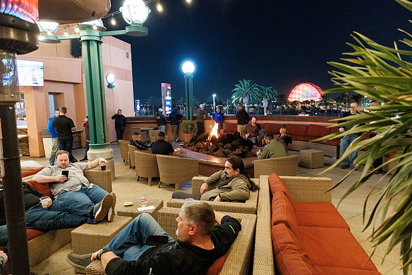 112024_OC_VIBE_0045