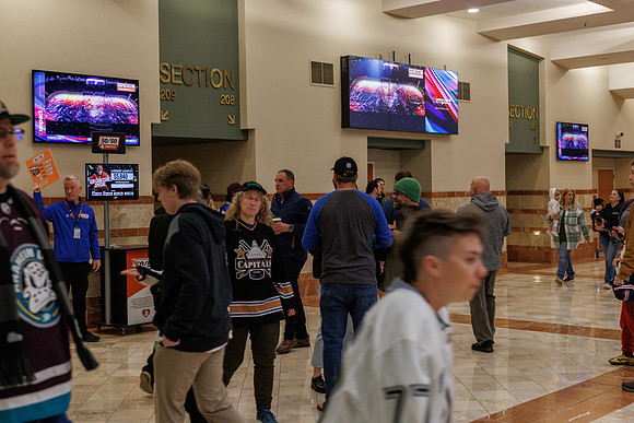 031125_ANAHEIM_DUCKS_0903