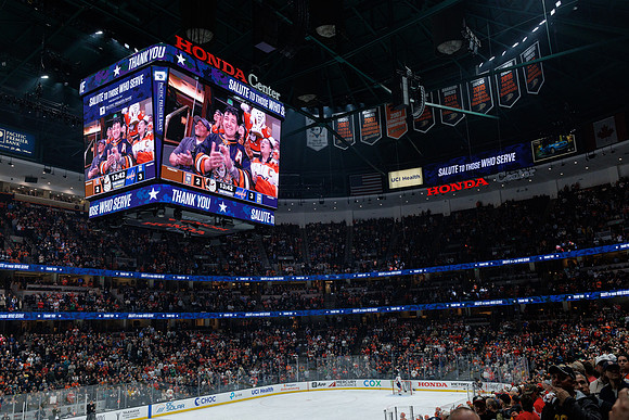 031125_ANAHEIM_DUCKS_1253