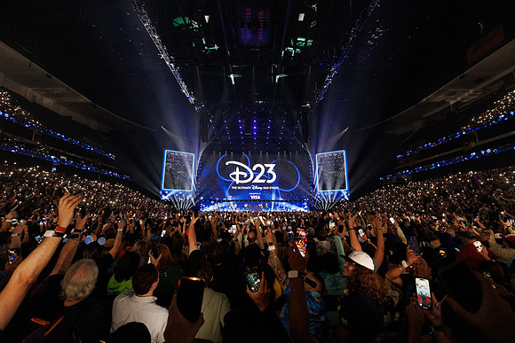 080924_HONDA_CENTER_0016