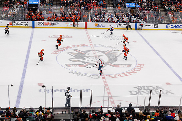 031125_ANAHEIM_DUCKS_1584