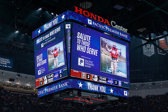 031125_ANAHEIM_DUCKS_1249