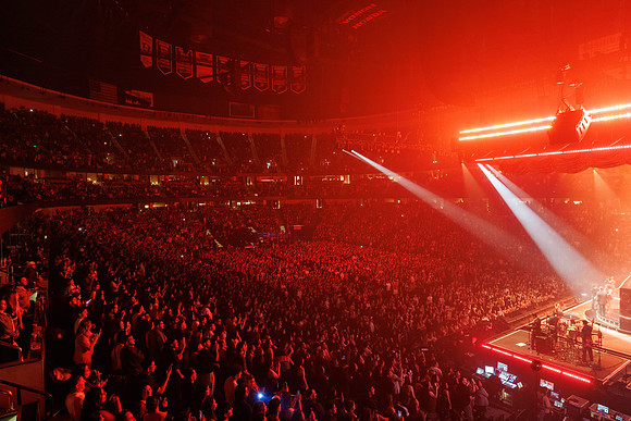 050125_HONDA_CENTER_109