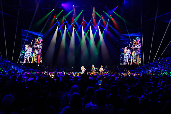 081024_HONDA_CENTER_0048