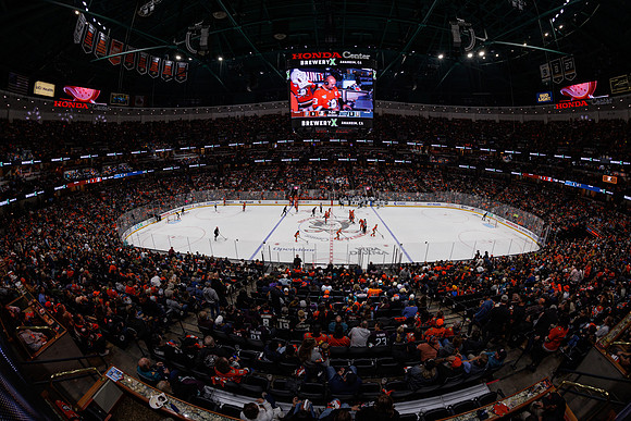 101624_ANAHEIM_DUCKS_1130