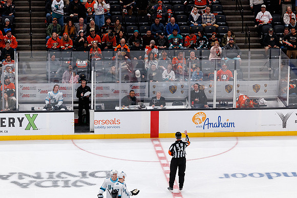 101624_ANAHEIM_DUCKS_0744