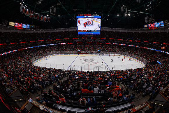 101624_ANAHEIM_DUCKS_1129
