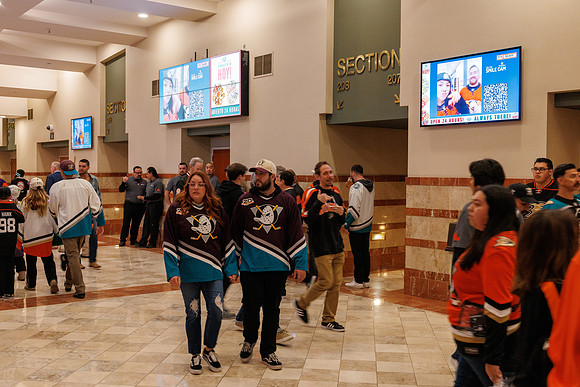 101624_ANAHEIM_DUCKS_0249
