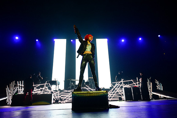 101913_HONDA_CENTER_0195