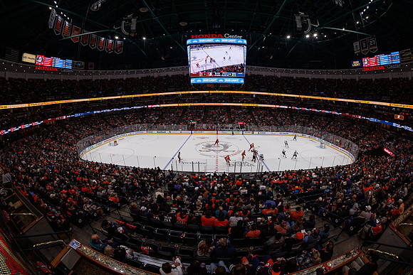 101624_ANAHEIM_DUCKS_1002