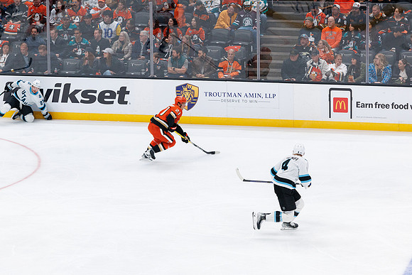101624_ANAHEIM_DUCKS_0393