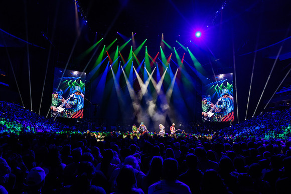 081024_HONDA_CENTER_0071