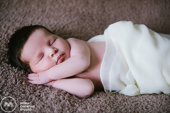 Tustin_Newborn_Photographer_CC_92780_004