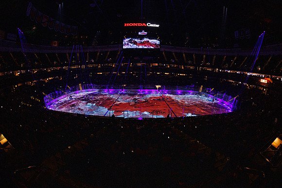 101624_ANAHEIM_DUCKS_0817