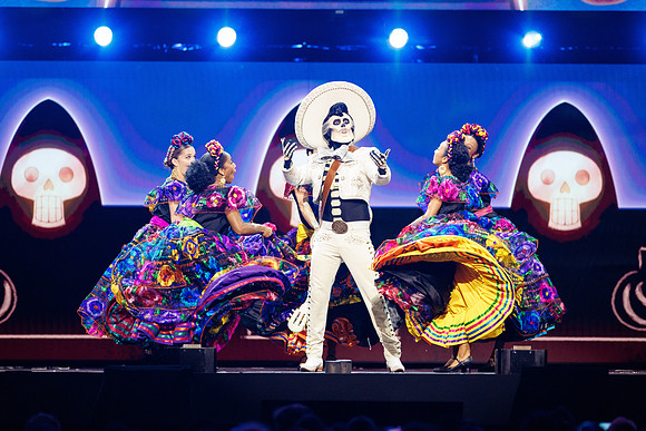 081024_HONDA_CENTER_0254