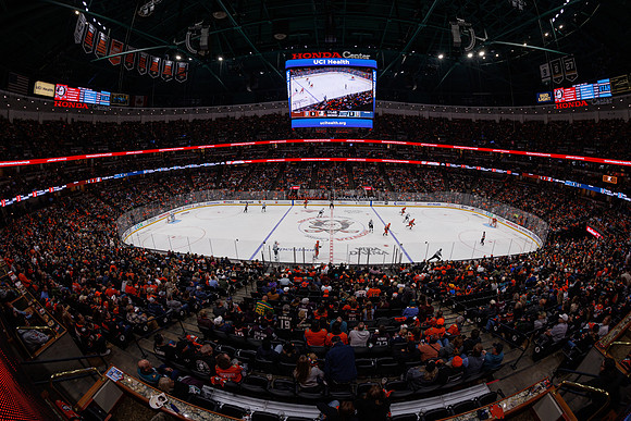101624_ANAHEIM_DUCKS_1107