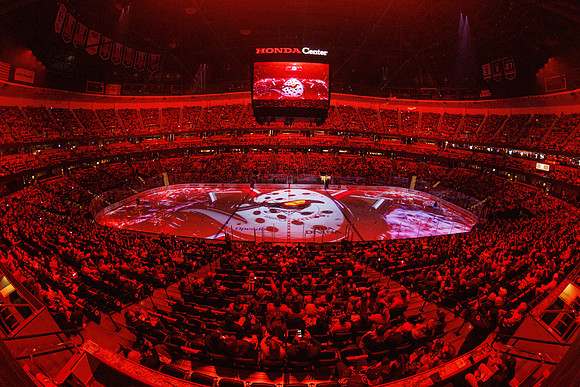 101624_ANAHEIM_DUCKS_0829