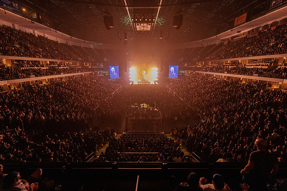 060124_HONDA_CENTER_0758