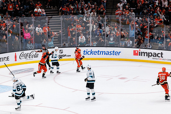 101624_ANAHEIM_DUCKS_0627