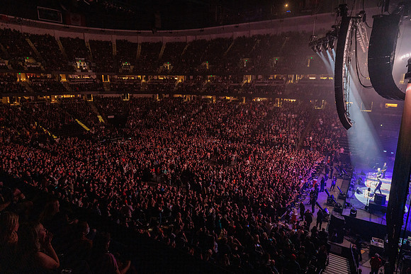 060124_HONDA_CENTER_0739