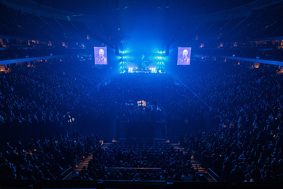 060124_HONDA_CENTER_0777
